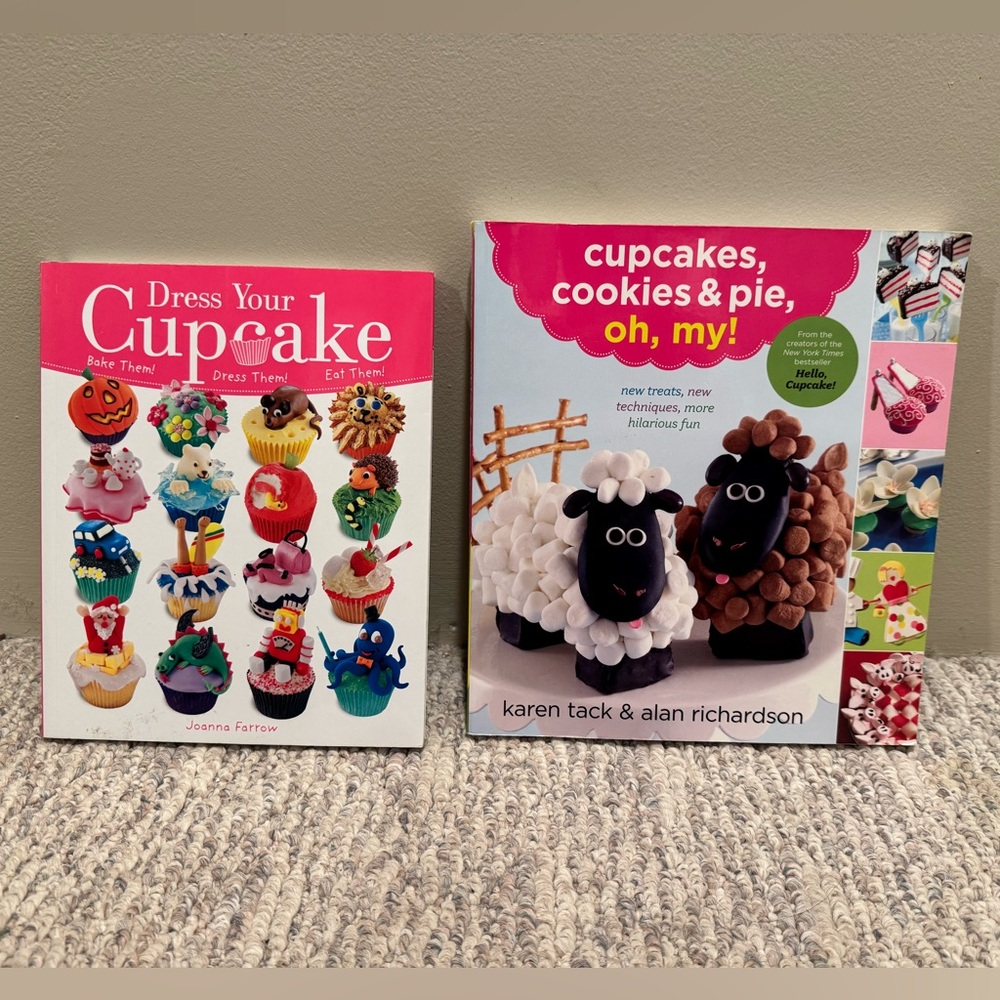 Cupcake Decorating Cook Books